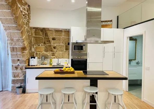 Flat / apartment in Calle de la Volta d'en Reus, Sindicat, Palma de Mallorca — photo 1