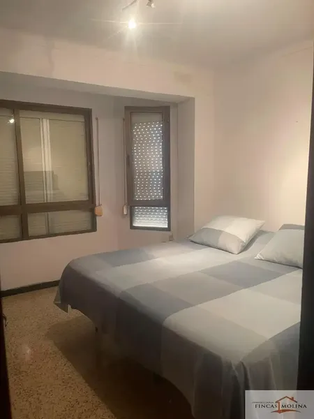 Fincas Molina offers you exclusively this home in the Coll d'en Rabassa area with many renovation possibilities. 2nd floor without elevator — photo 8