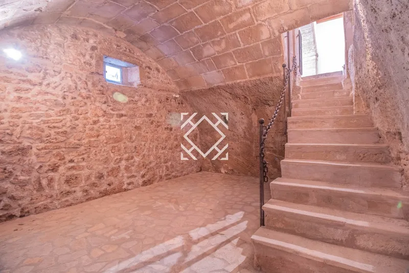 Charming townhouse for sale with tourist license in the old town of Alcudia, Mallorca — photo 9