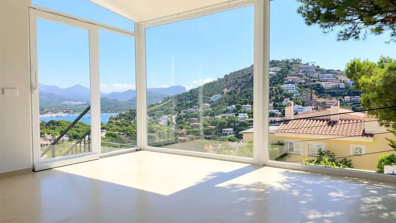 Exclusive Living with Ocean View & Pool — photo 3