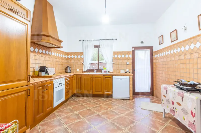 Santa Eugenia: beautiful rustic house, completely clad in stone, in a charming setting of Santa Eugenia, on a plot of 3,000 — photo 1