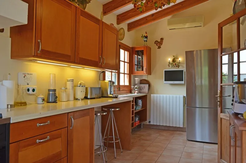 Beautiful Country House with Mountain Views and Private Pool on a 7000 sqm Plot — photo 12