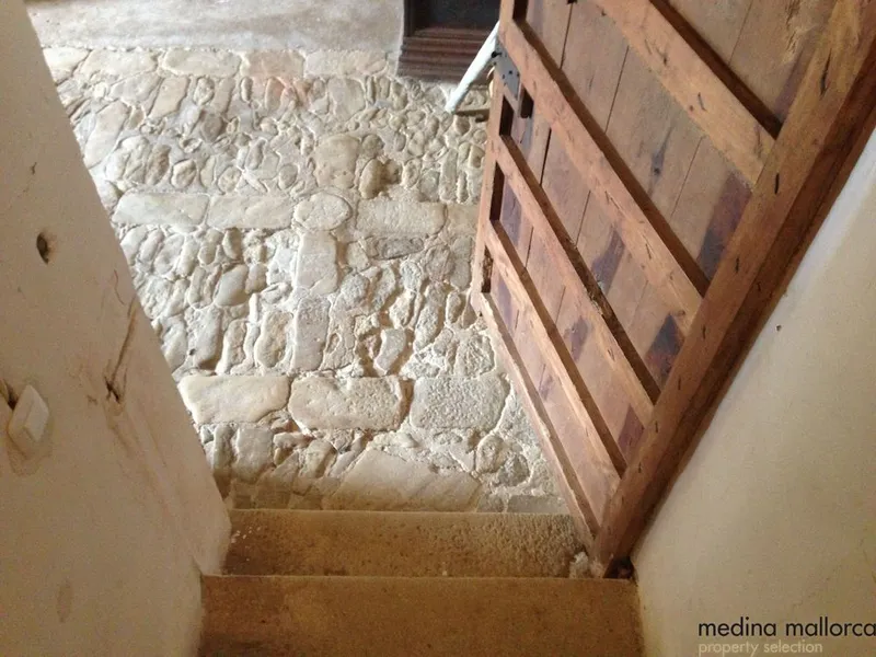 Rustic finca in Llucmajor — photo 12