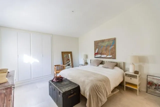 Beautiful spacious family villa for sale in Costa de la Calma, Mallorca — photo 11