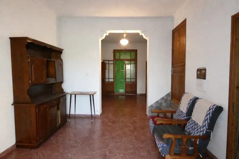Authentic Mallorcan house for sale in the heart of Ariany, on a plot of approximately 310 m² — photo 2