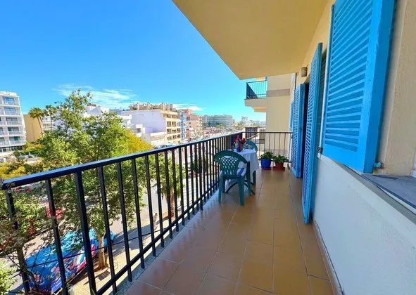 Flat / apartment in Avenida de Bartomeu Riutort, Can Pastilla, Palma de Mallorca — photo 3