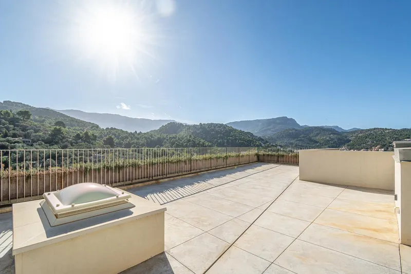 Luxury modern villa with panoramic views and pool in Port de Sóller — photo 12