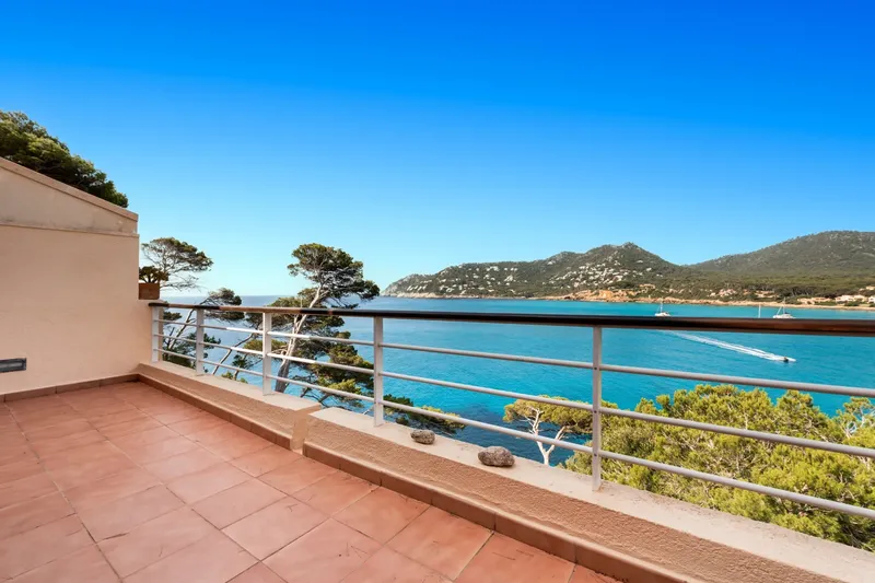 Apartment in Canyamel with sea views — photo 1