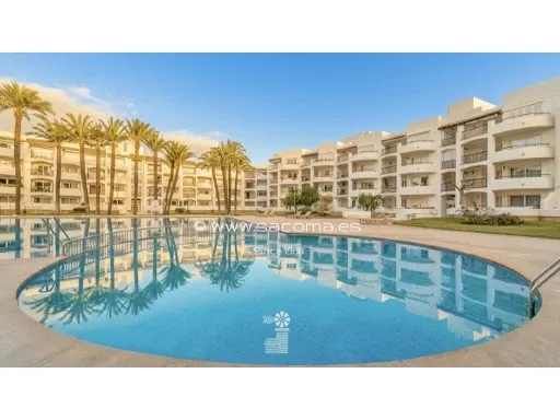 Ground floor condominium with direct beach access 1 bedroom apartment — photo 2