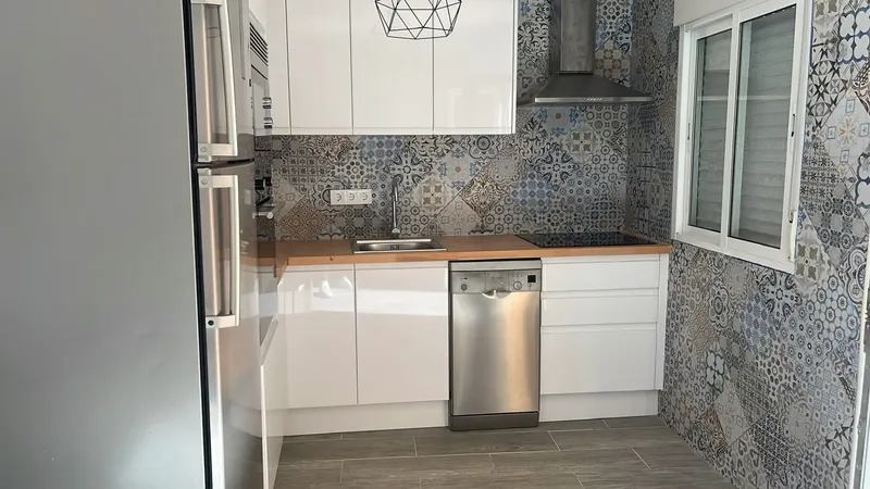 Townhouse of 140m2 built on a 210m2 plot, carefully renovated to offer modern comfort without losing its character — photo 5