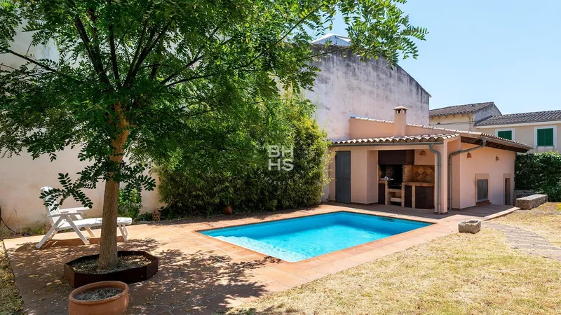 Village/town house for sale in Llubí — photo 3