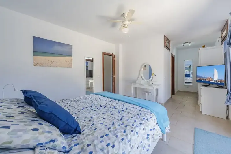 Five-bedroom villa in perfect condition for sale in the sought-after area of Bonaire, near Alcudia, in the north — photo 6