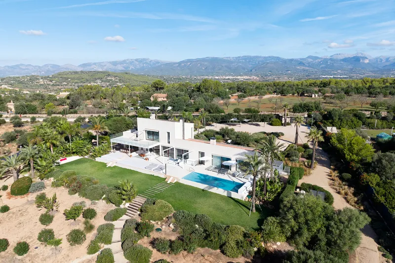 Mediterranean luxury villa with breathtaking views in Puntiró - Marcel Remus Real Estate — photo 2