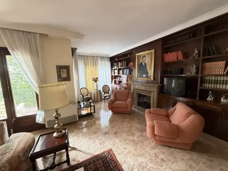 We present a magnificent stately apartment located in Lloseta, a quiet, lively town. — photo 3