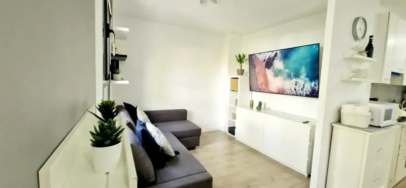 Se alquila acogedor apartamento amueblado en un edificio totalmente renovado en el centro de palma, a unos pasos del mercado de Pere Garau y — photo 9
