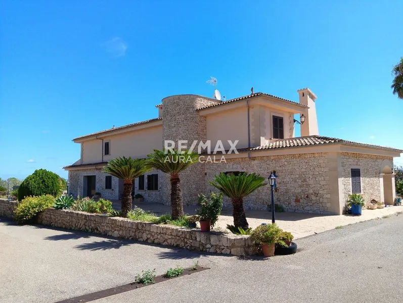 Detached Villa — photo 4