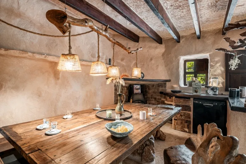 Artist Villa – An Extraordinary Sanctuary for Creativity, Privacy and Refined Living — photo 9