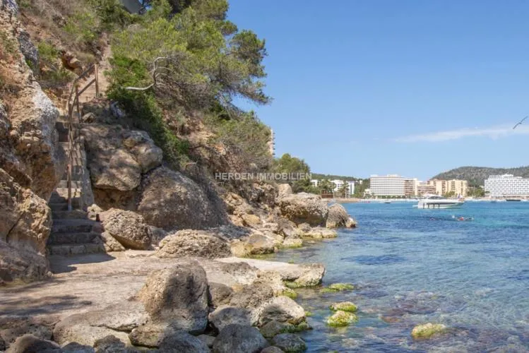 Villa Sea Front Palmanova Mallorca for Sale — photo 9