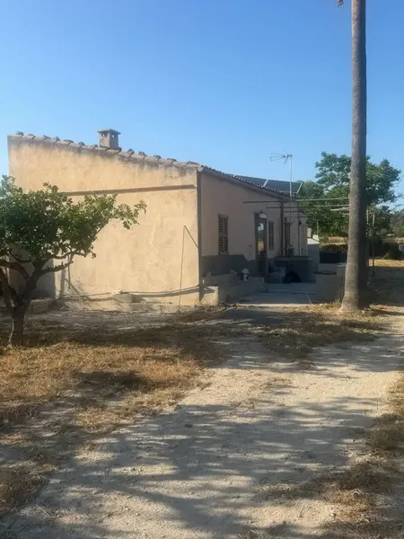 apartment in Sineu — photo 1