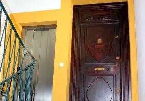 Charming and Traditional Penthouse – Heart of the Old Town — photo 4