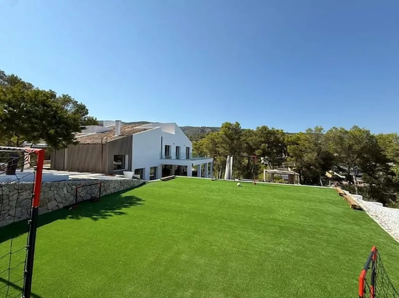 Modern Luxury Villa with Sea Views, Private Cinema, Gym & Football Pitch in Cas Català — photo 6