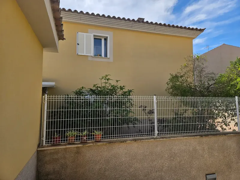 Ground floor for auction from 2007 with a useful area of 87.77 m², distributed in entrance-hall, living-dining room, kitchen — photo 3
