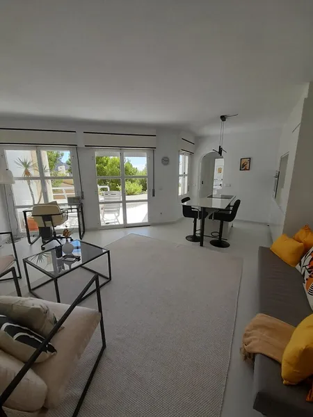 Exclusive apartment with sea view — photo 7