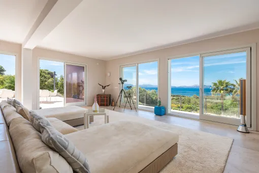 Colonia de San Pedro, villa with sea views, pool and holiday rental license in the Colonia Sant Pere nature reserve — photo 9