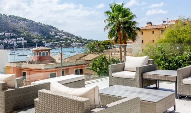 Villa just steps from the Yacht Club in Puerto de Andratx — photo 3