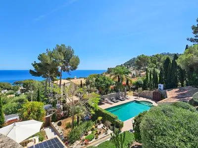 Canyamel: Only 2 Minutes to the Sea: Elegant Estate with 4 Bedrooms, Pool and Sea View — photo 6