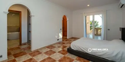 Inmobiliaria picture 0 Ref. Nº. 83999 — photo 12