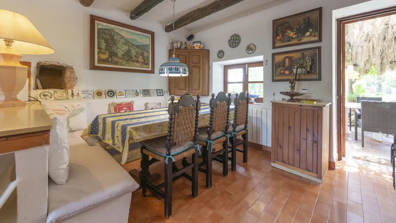 Charming finca in Calonge with beautiful, park-like garden — photo 9