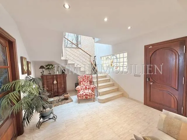 265m² Einfamilienhaus mit 3 SZ, Garage und Pool zu kaufen — photo 6