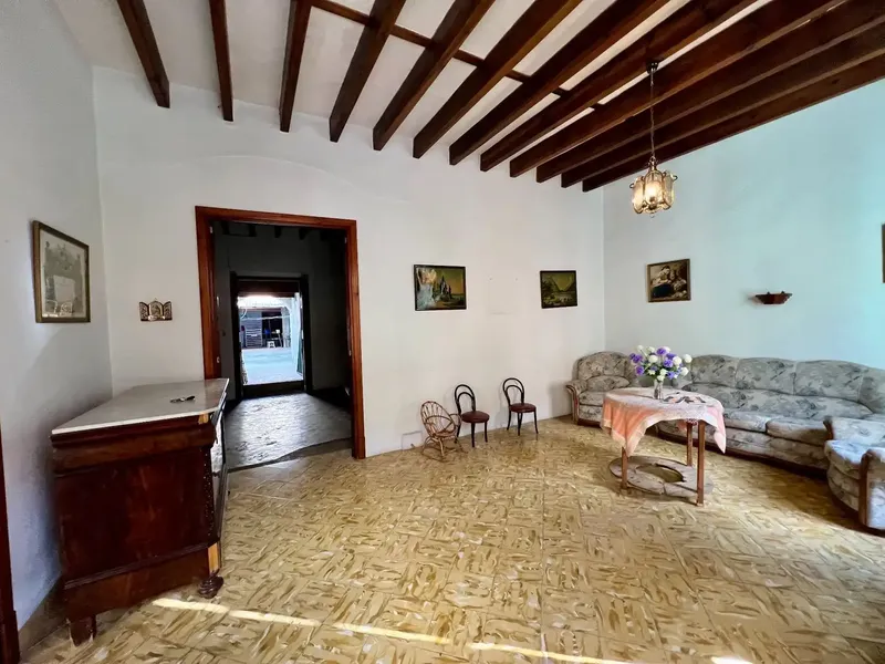 For Sale! Charming Village House in the Heart of Campos — photo 2