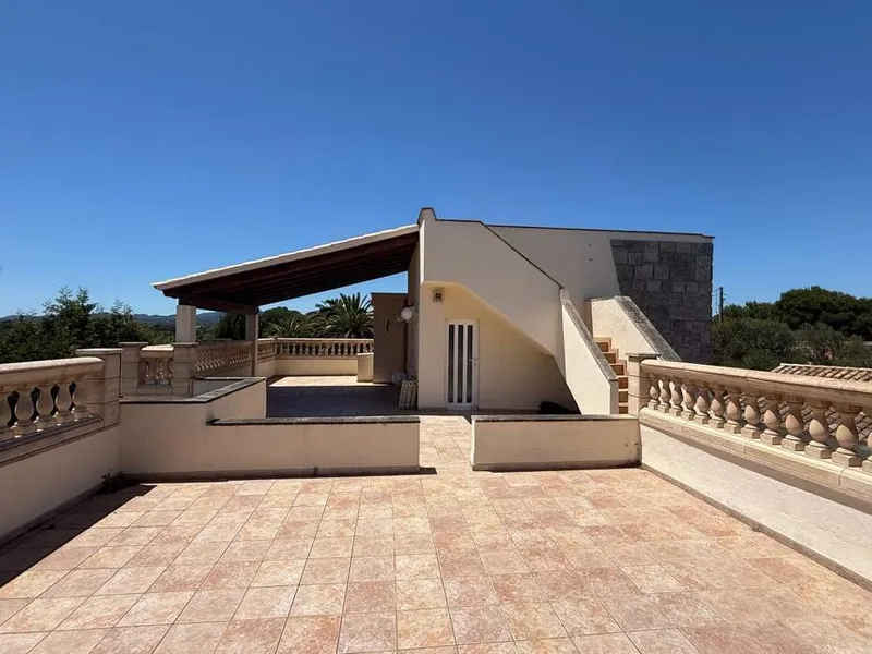 Villa with 5 bedrooms, 4 bathrooms, terrace and sea views for sale — photo 7