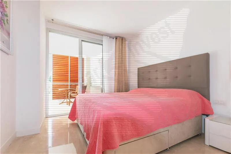 Apartment in residential complex in Bendinat — photo 7
