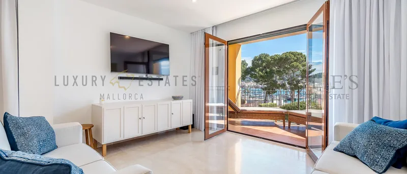 Renovated apartment in Port Andratx with views of the harbour — photo 1