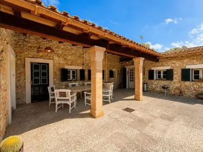 Rustic property - Costitx (Son Horrach), built surface 300m2, 2 bedrooms, 2 bathrooms, all exterior. — photo 2