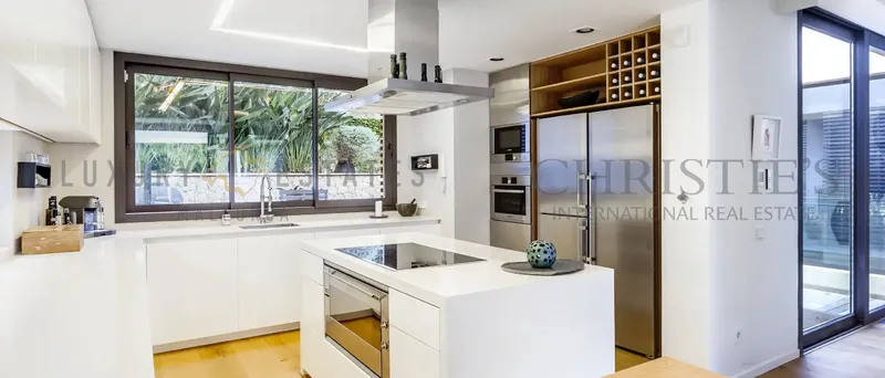 Modern villa in Portals Nous with sea views and close to the beach — photo 4