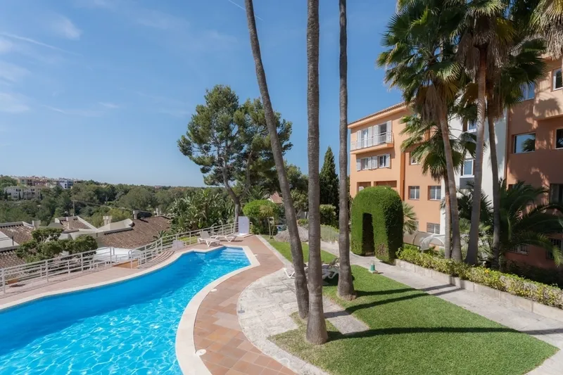3-bedroom duplex apartment in Bendinat with private pool — photo 8