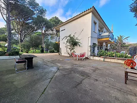 Building for sale in Port de la Vall — photo 3