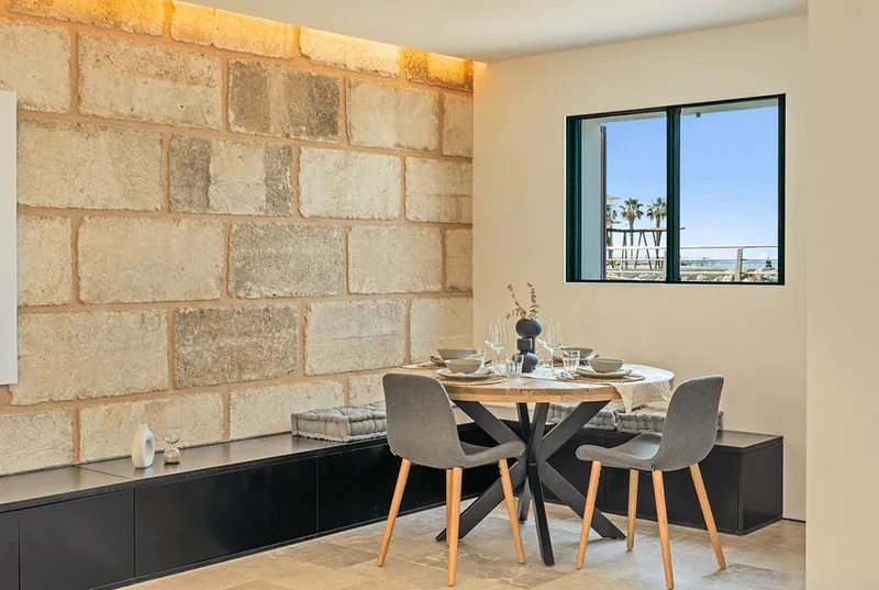 Unique Luxury Frontline Townhouse Directly on the Beach in Portixol — photo 4