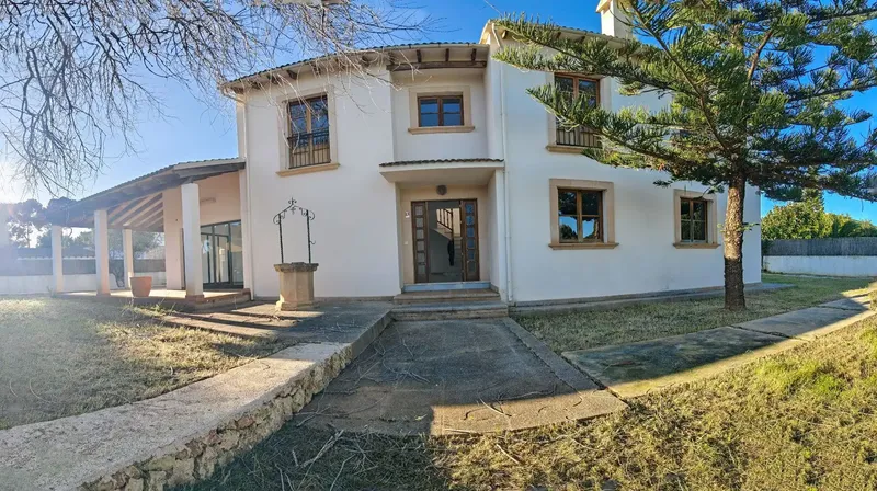 Detached chalet located in a quiet residential area between Son Servera and Cala Millor, on a plot of more than 1,000 m², ideal — photo 2