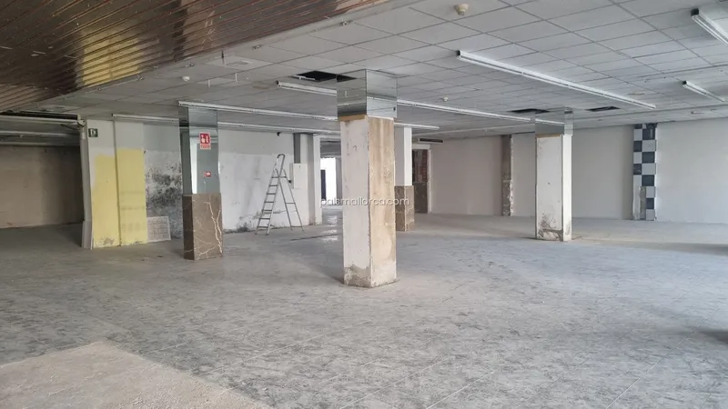 Commercial property in Llucmajor — photo 11