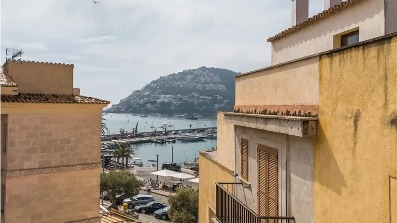 Cosy penthouse with seaviews in Port Andratx on the southwest of Mallorca — photo 3