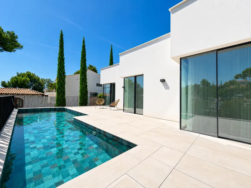 Luxurious modern villa with partial sea views in Costa d’en Blanes — photo 2