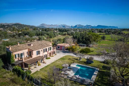 Pollensa, Fantastic Finca with Excellent Privacy and Numerous Amenities near Pollensa — photo 2