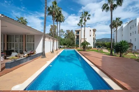 Penthouse for sale in Santa Ponsa within walking distance to the center… — photo 1