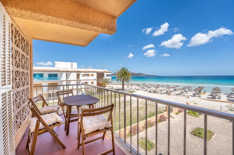 Front line apartment with amazing sea views for sale in Alcudia — photo 2