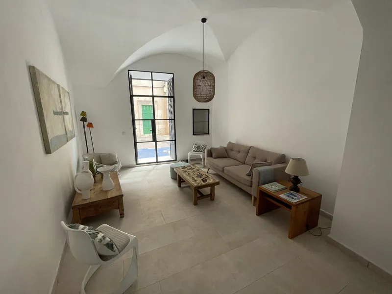 Renovated townhouse in the heart of Campos — photo 7